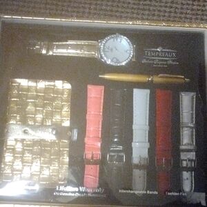 Women's watch and coin purse
